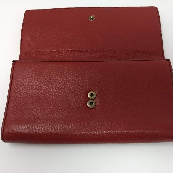 KATE LANDRY RED LEATHER ORGANIZER WALLET - Picture 4 of 8